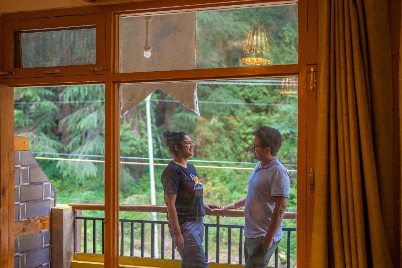 Whoopers Hostel Kasol Buitenkant foto