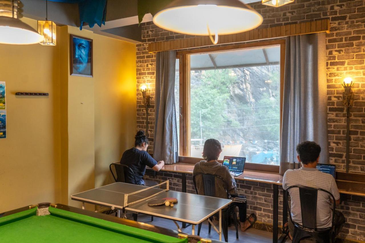 Whoopers Hostel Kasol Buitenkant foto